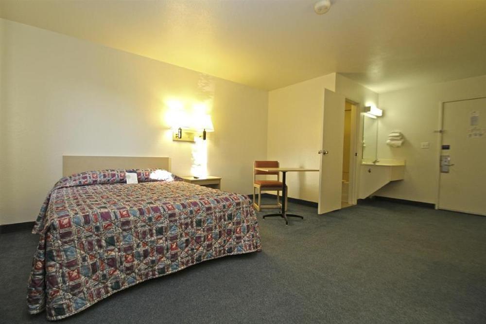 Motel 6-Duluth, Mn 객실 사진